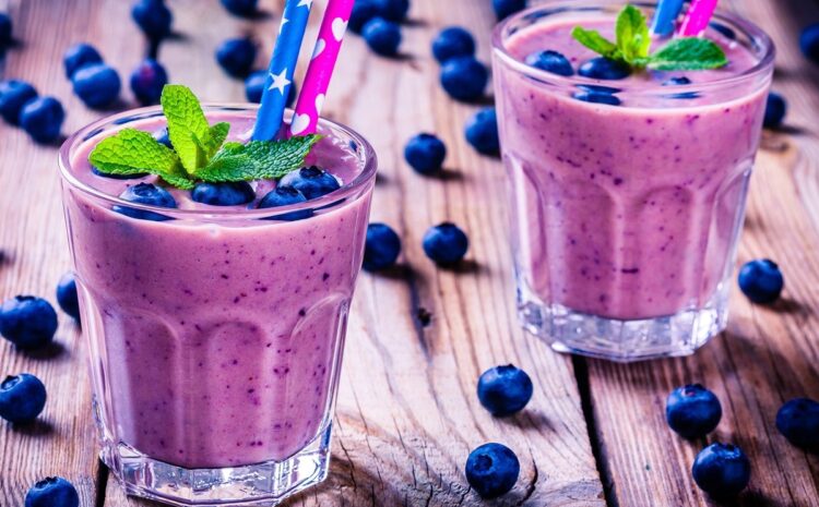 9 Πεντανόστιμα smoothies για να απολαμβάνεις κάθε μέρα