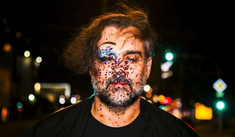 Η παράσταση που πρέπει να δεις: “Το πιο όμορφο σώμα που έχει βρεθεί ποτέ σε αυτό το μέρος”