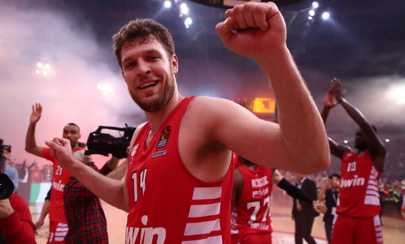 Ολυμπιακός: Εκτος για 2 εβδομάδες ο Βεζένκοφ – Ποια ματς χάνει