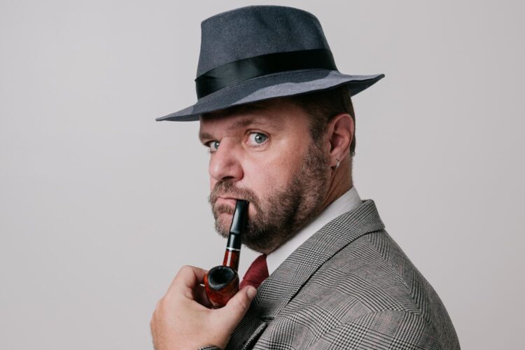 “Τα 39 Σκαλοπάτια”: Μια κατασκοπική κωμωδία