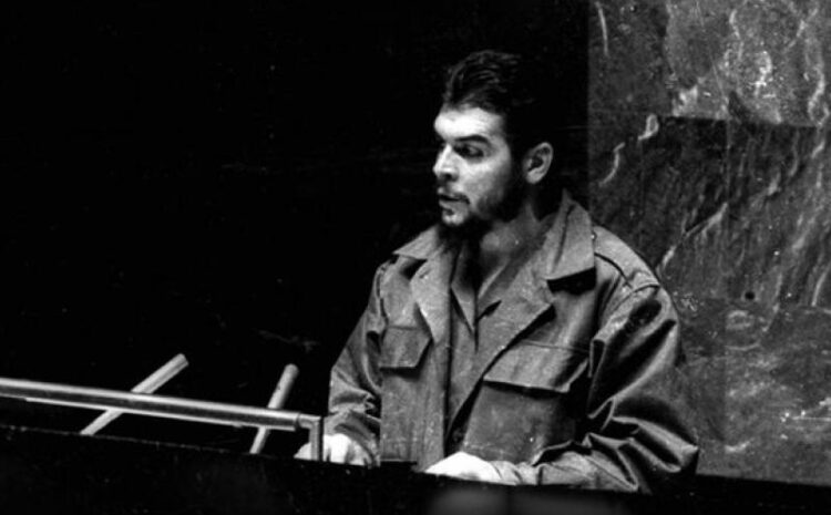 Σαν σήμερα 11/12: Η ιστορική ομιλία του Ερνέστο Τσε Γκεβάρα στον ΟΗΕ
