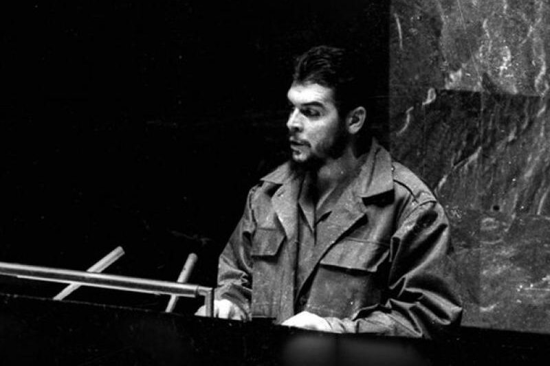 Σαν σήμερα 11/12: Η ιστορική ομιλία του Ερνέστο Τσε Γκεβάρα στον ΟΗΕ