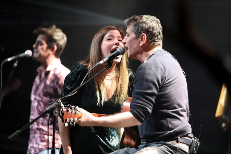 Ιουλία Καραπατάκη και Σωκράτης Μάλαμας έρχονται με νέο δίσκο