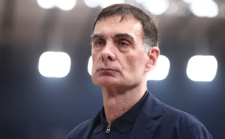 Γιώργος Μπαρτζώκας για Γιάνις Τίμα: «Να μοιραζόμαστε τις δυσκολίες με τους δικούς μας ανθρώπους»
