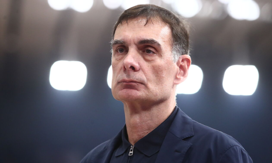 Γιώργος Μπαρτζώκας για Γιάνις Τίμα: «Να μοιραζόμαστε τις δυσκολίες με τους δικούς μας ανθρώπους»