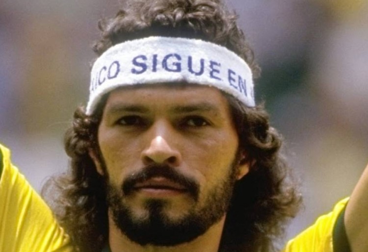 Σαν σήμερα 4/12:  Πέθανε ο Σώκρατες