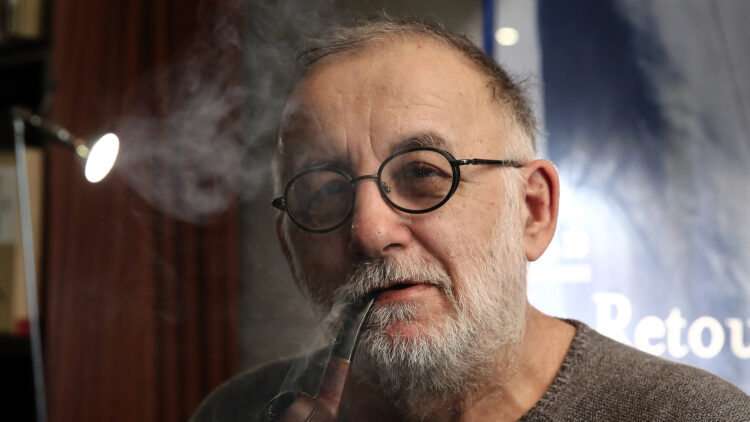 Σαν σήμερα 28/12: Έφυγε από τη ζωή ο Θάνος Μικρούτσικος