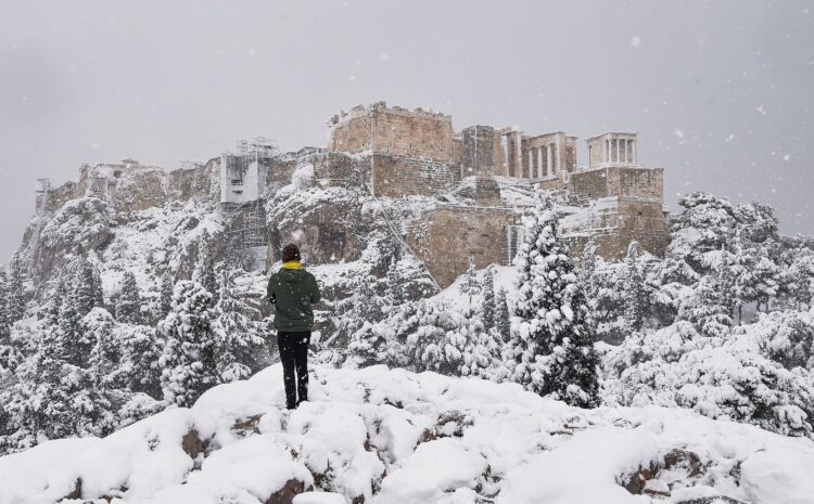 Καιρός: Όλη Ελλάδα στα “λευκά”