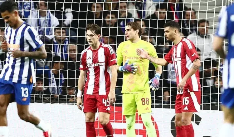 Europa League: Τι πρέπει να συμβεί για να περάσει ο Ολυμπιακός στην 8άδα;