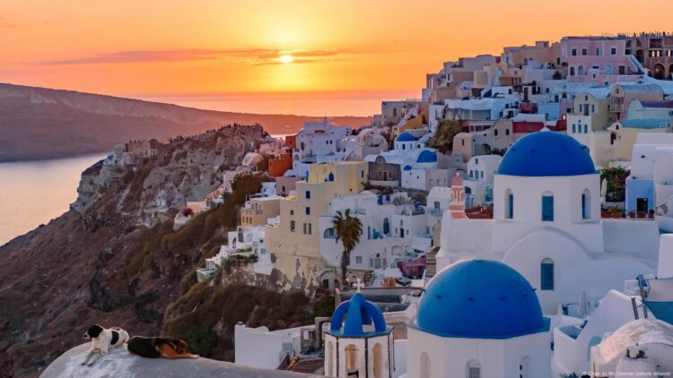 Σαντορίνη : Ποια μέτρα έθεσε η κυβέρνηση μετά τους σεισμούς