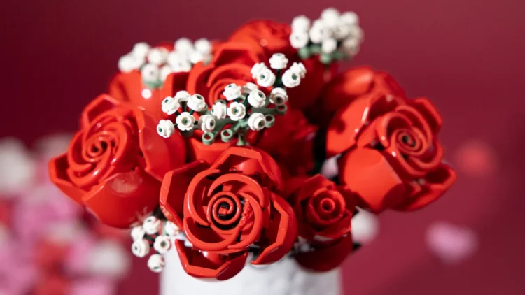 Αγίου Βαλεντίνου: Ποιο είναι το καλύτερο δώρο για το 2025