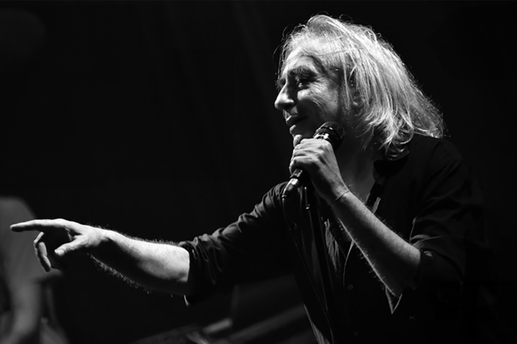 Ο Γιάννης Αγγελάκας στο BLOCK 33