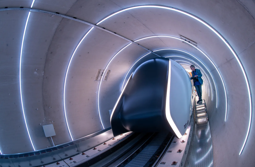 Hyperloop: Η επανάσταση στα ταξίδια μεγάλων αποστάσεων