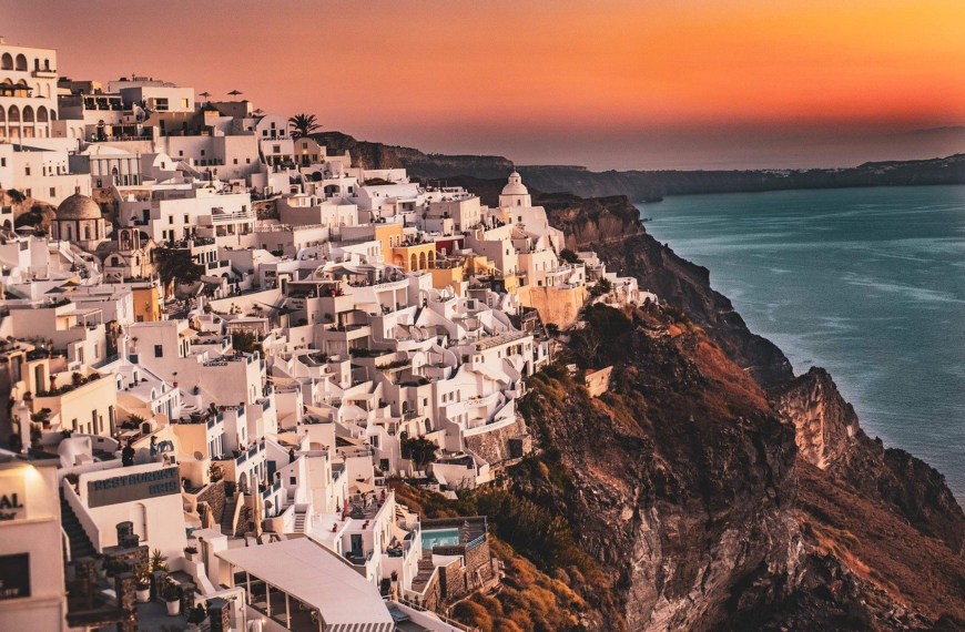 Σαντορίνη: Κατολίσθηση στην Καλντέρα