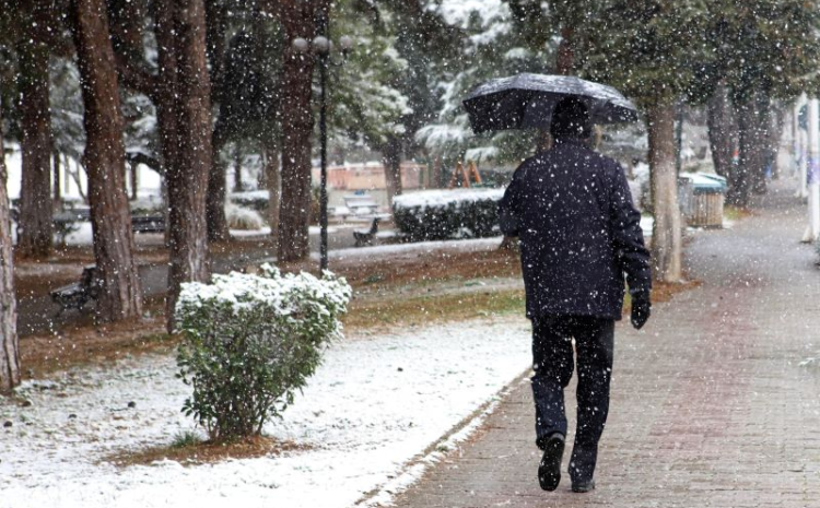 Καιρός: Τσικνοπέμπτη με κακοκαιρία