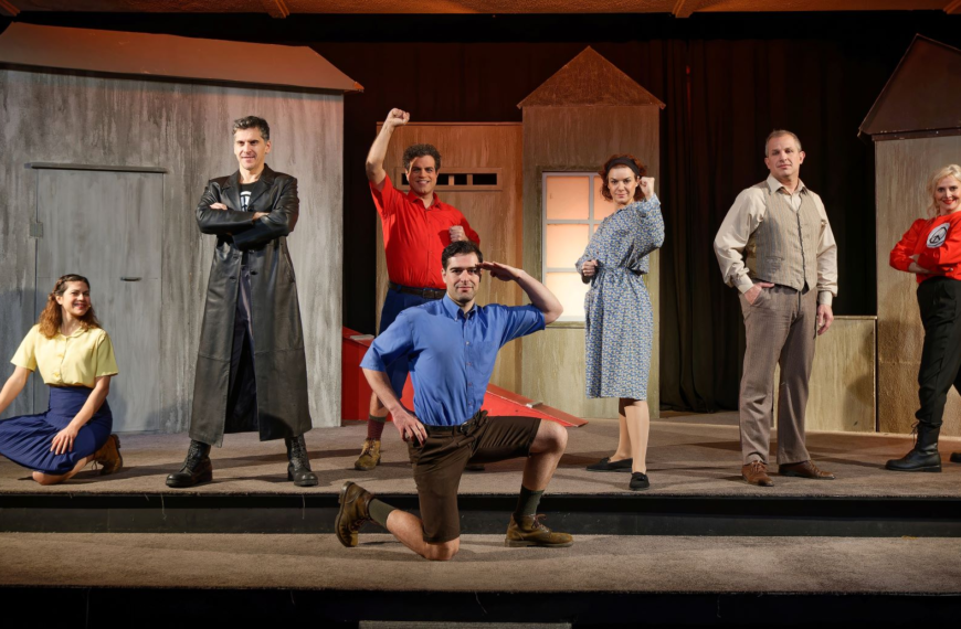 Ο «Μικρός Ήρως» ζωντανεύει στη σκηνή του Νέου Ακάδημου