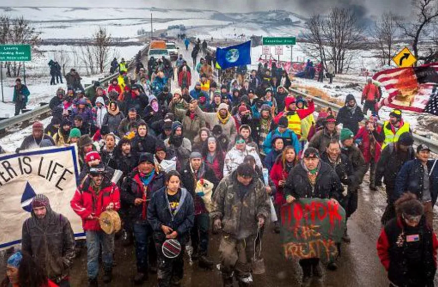 Greenpeace vs. Energy Transfer: Μάχη επιβίωσης στη δικαστική αίθουσα