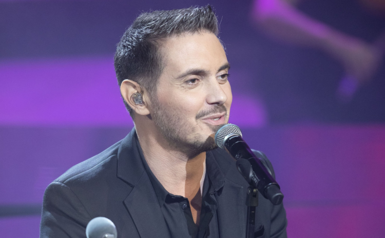 Ο Μιχάλης Χατζηγιάννης στο Gazarte Roof Stage