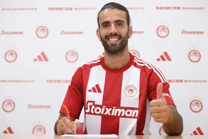 Ολυμπιακός: Σενάρια άμεσης αποχώρησης για τον Σέρχιο Ολιβέιρα